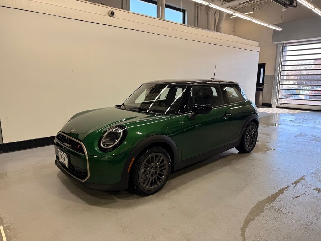 2026 MINI Hardtop Cooper S's photo