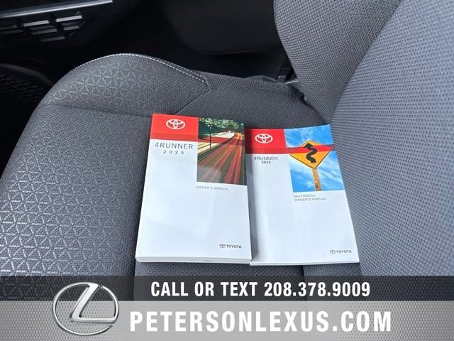 Used 2025  Toyota SR5 image 27