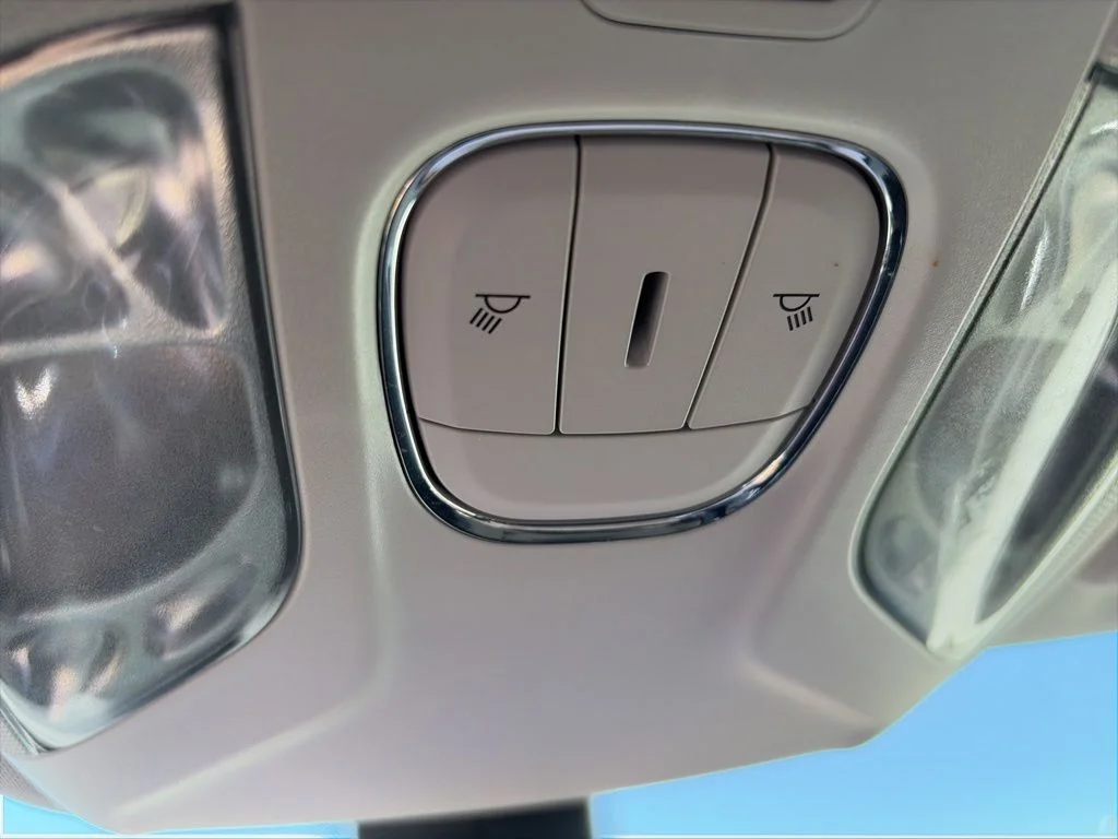 Certified Used 2020 Red Jeep Latitude image 29