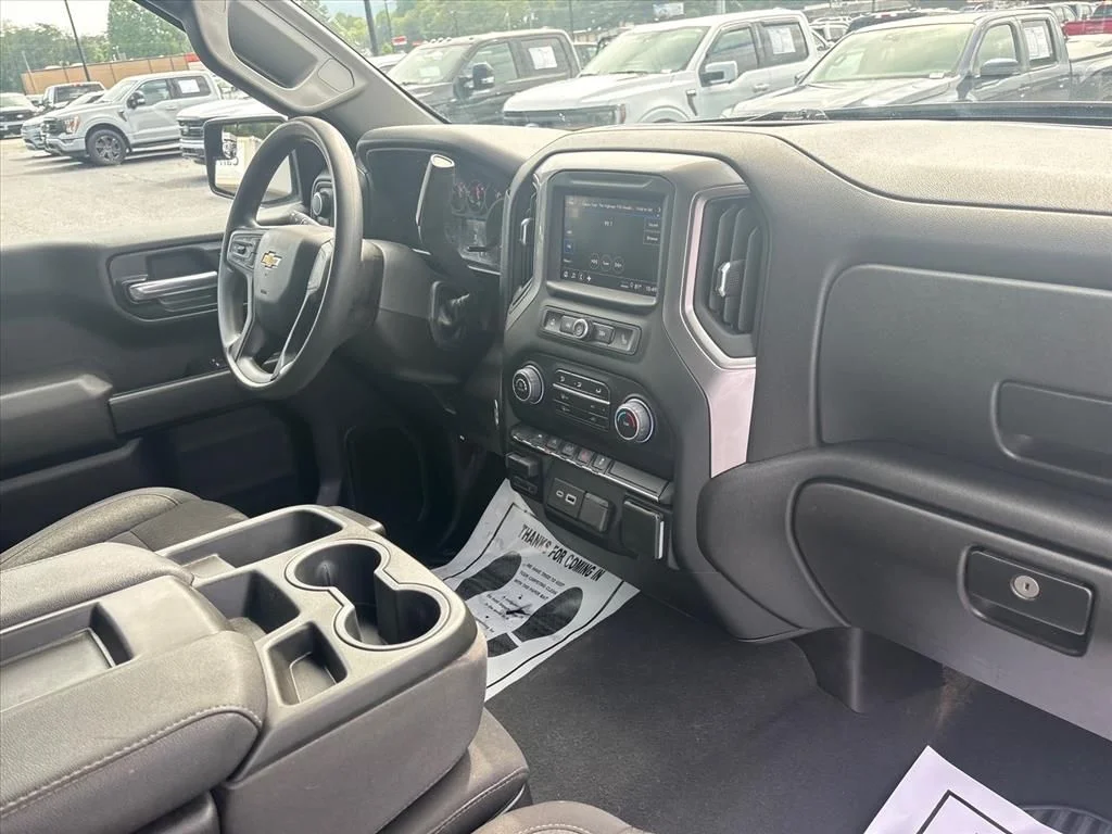 Used 2024 Black Chevrolet Custom image 13
