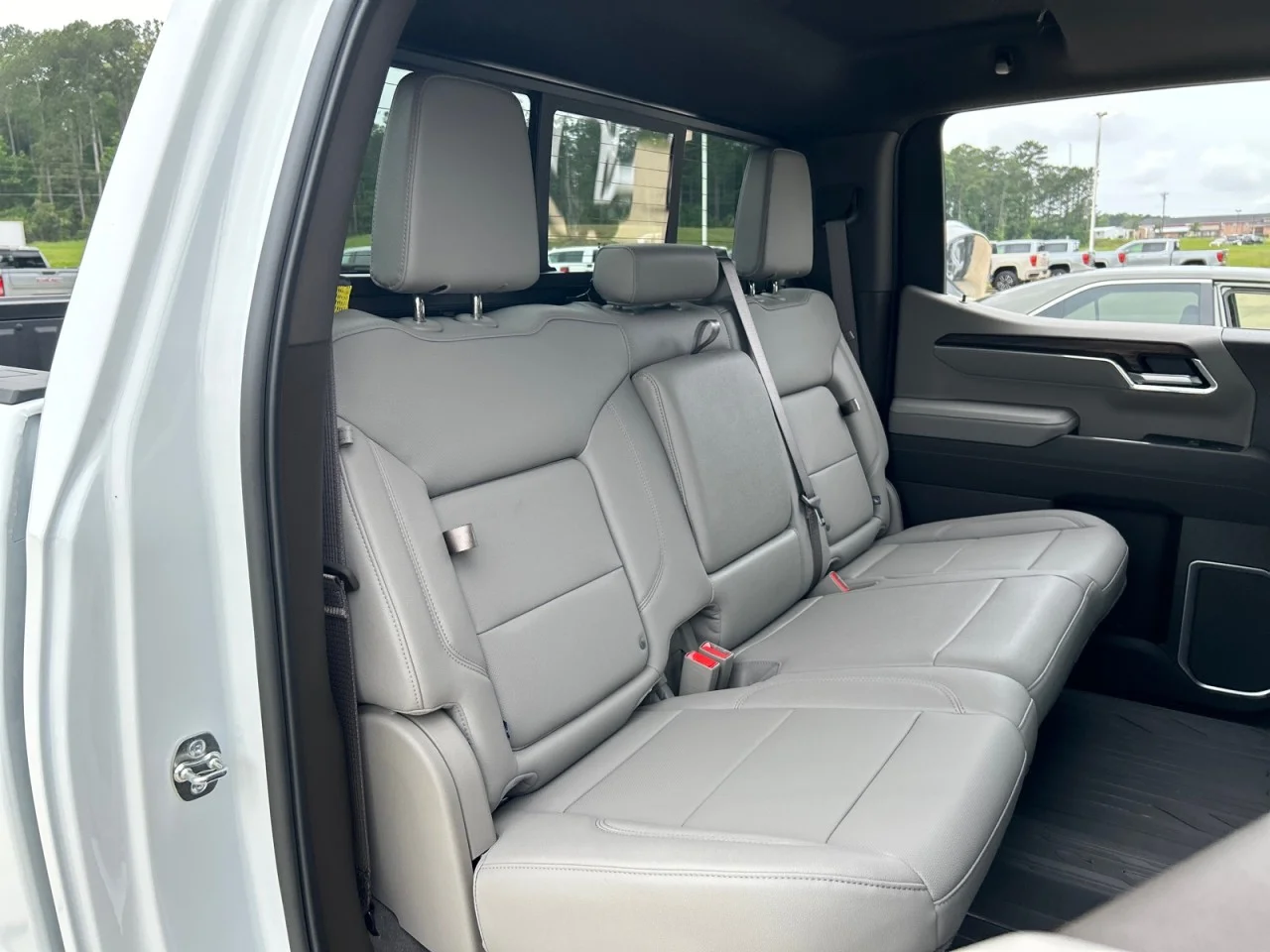 New 2026 Summit White GMC SLT image 19