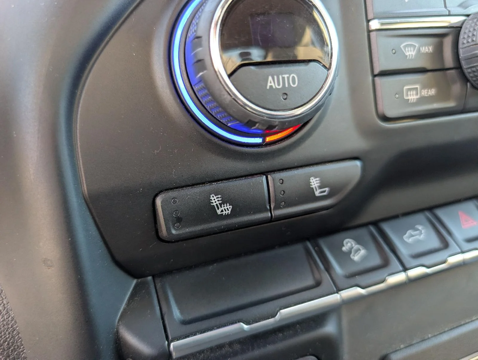 Used 2021 RED HOT Chevrolet LT Trail Boss image 17