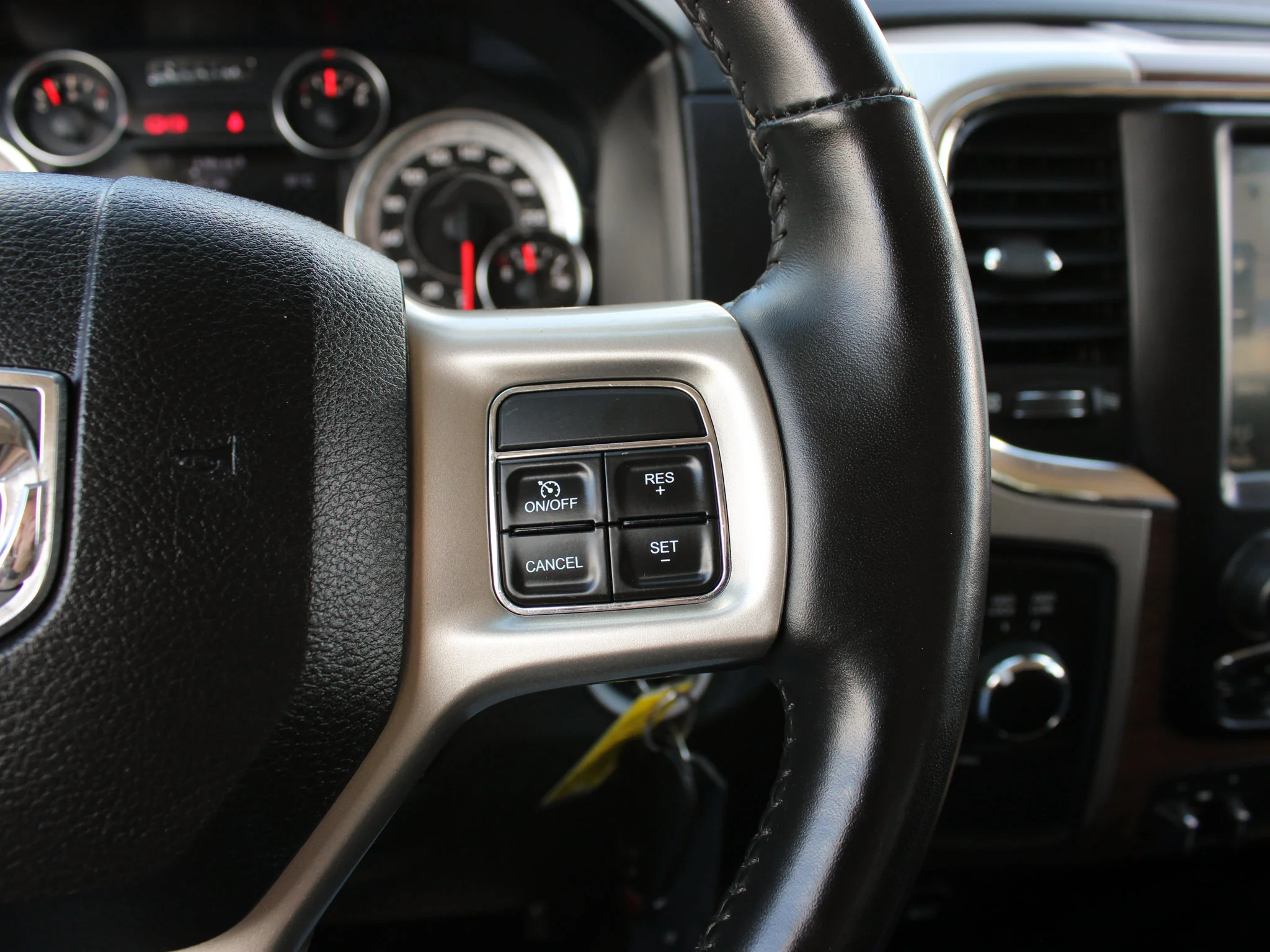 Used 2017 Black RAM Laramie* 6 Speed Manual | Heated/Vented Leather Seats | Nav | Bedliner | Diesel | Alpine image 19