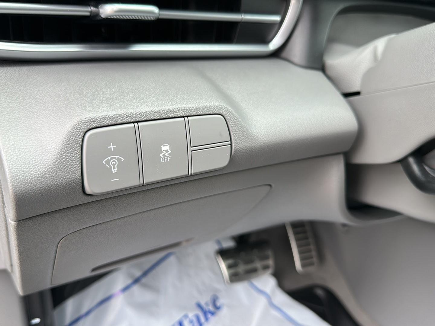 New 2026 Amazon Gray HYUNDAI  image 12
