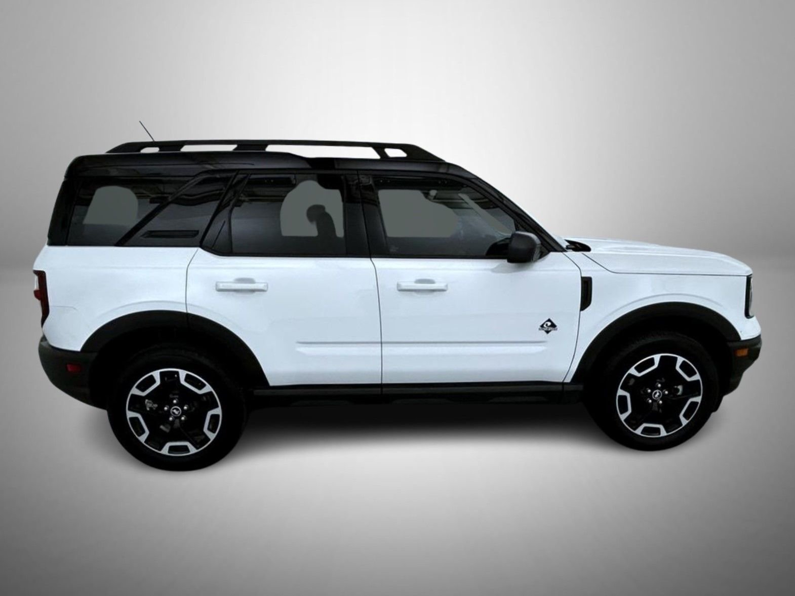 Used 2024 White Ford Outer Banks image 4