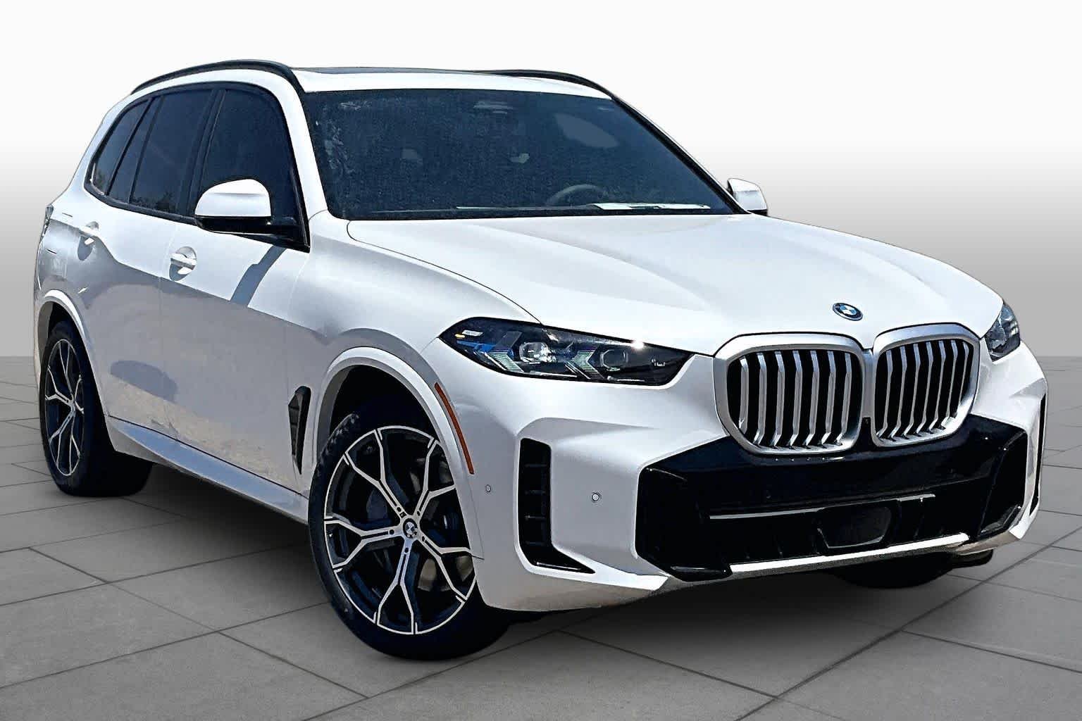New 2026 Mineral White Metallic BMW xDrive50e image 2