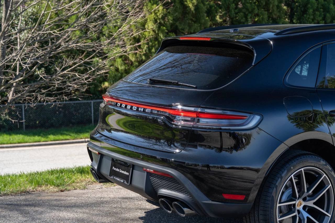 Used 2026  Porsche  image 12