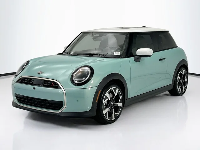 2026 MINI 2 Door Iconic