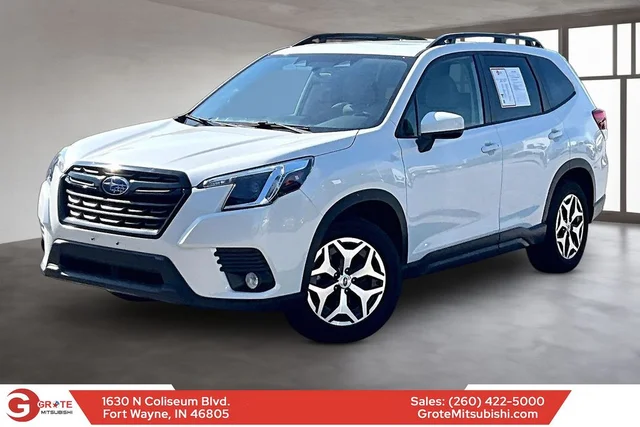 2023 Subaru Forester Premium's photo
