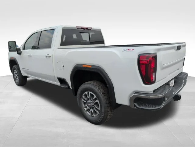 New 2026 Summit White GMC SLE image 3