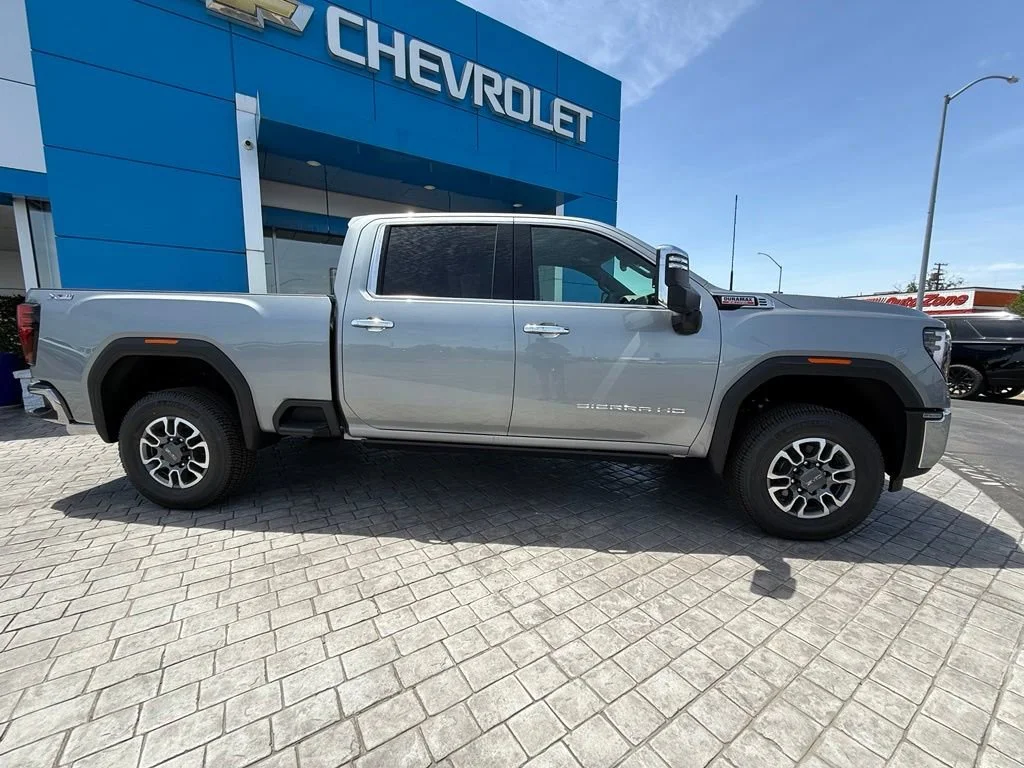 New 2026 Sterling Metallic GMC SLT image 7