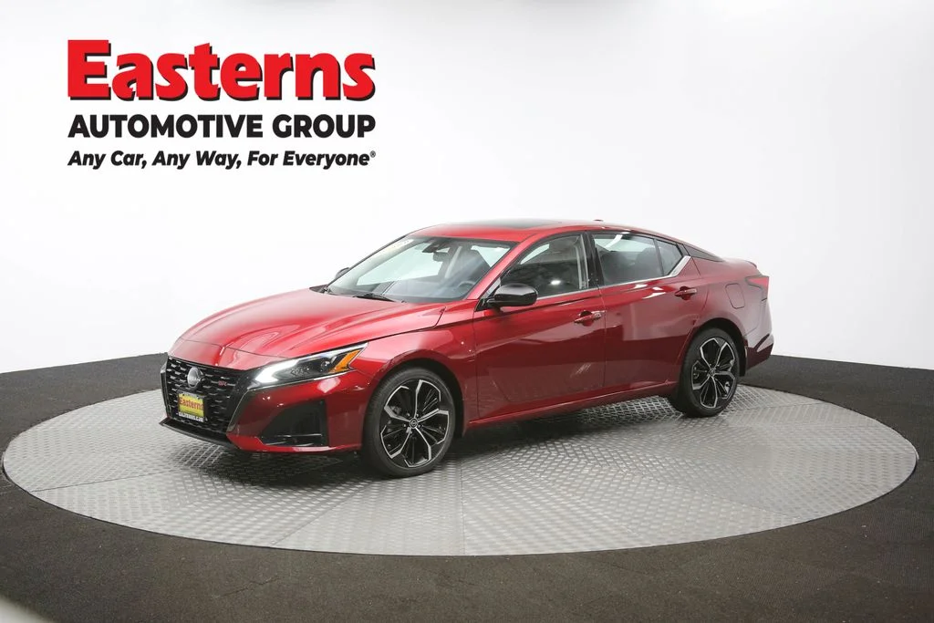 Used 2023 Red Nissan 2.5 SR image 55