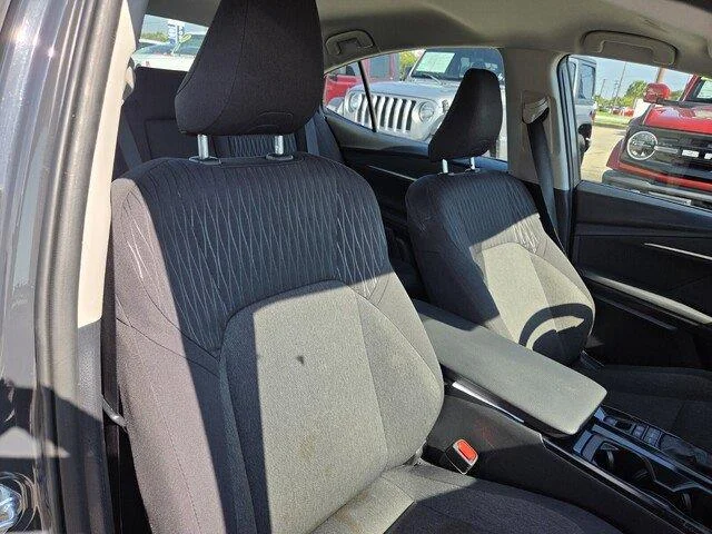Used 2025 Midnight Black Metallic Toyota LE image 32