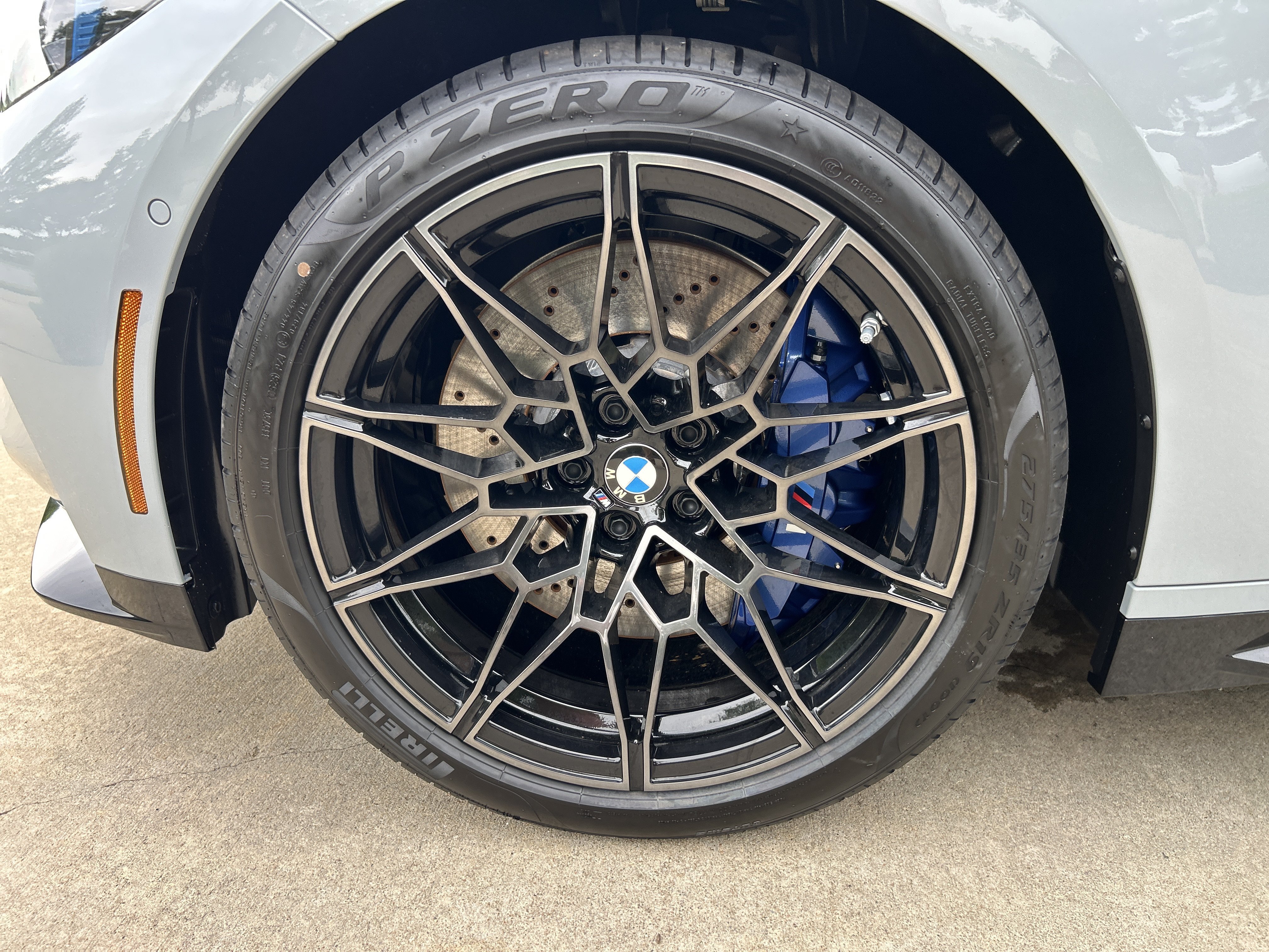 New 2027 0C4P Brooklyn Grey Metallic BMW Competition xDrive image 22