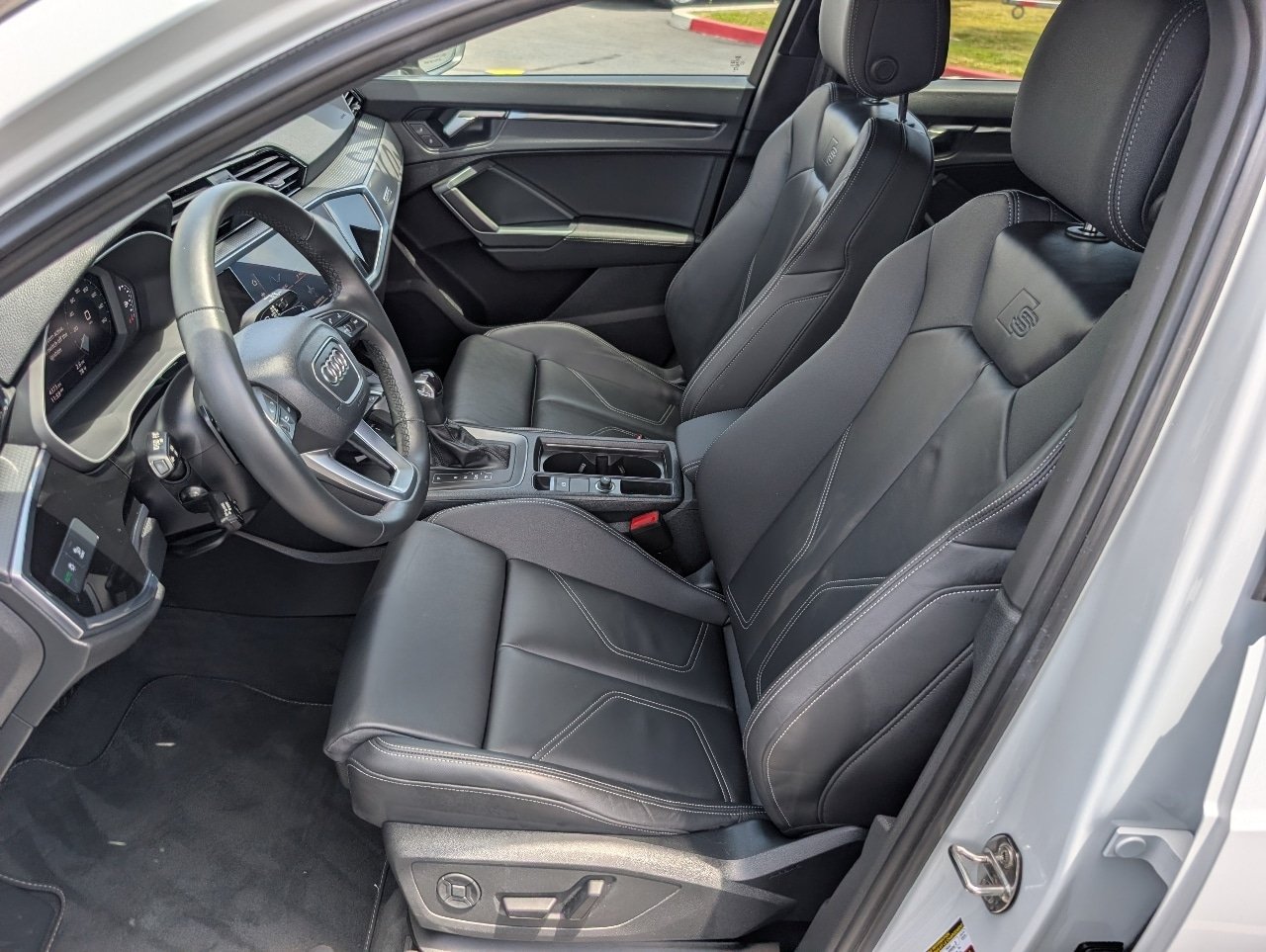 Used 2025 Glacier White Audi Premium image 16