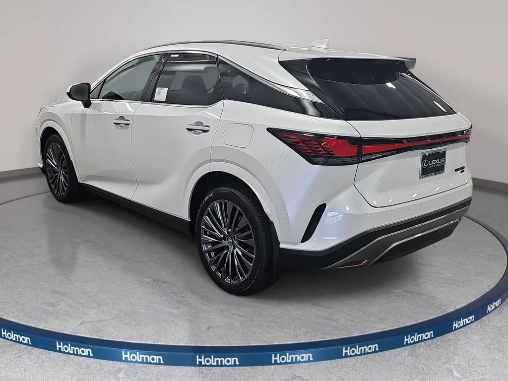 New 2026 Eminent White Pearl Lexus LUXURY image 7