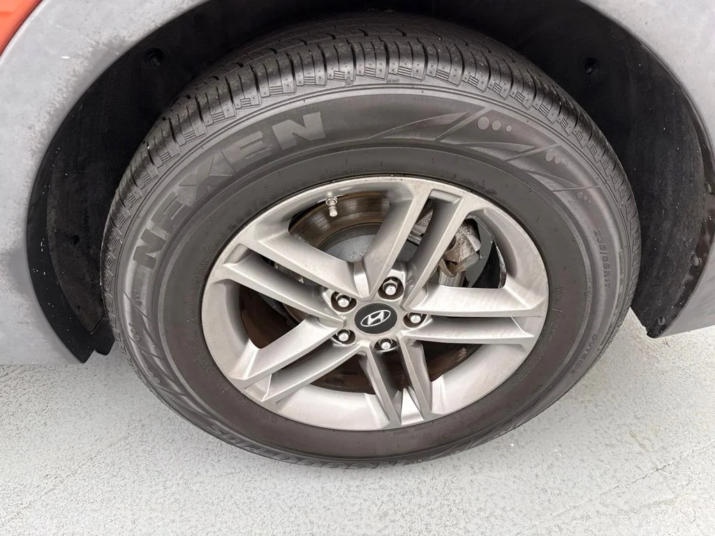 Used 2017 Copper Hyundai 2.4 Base image 6