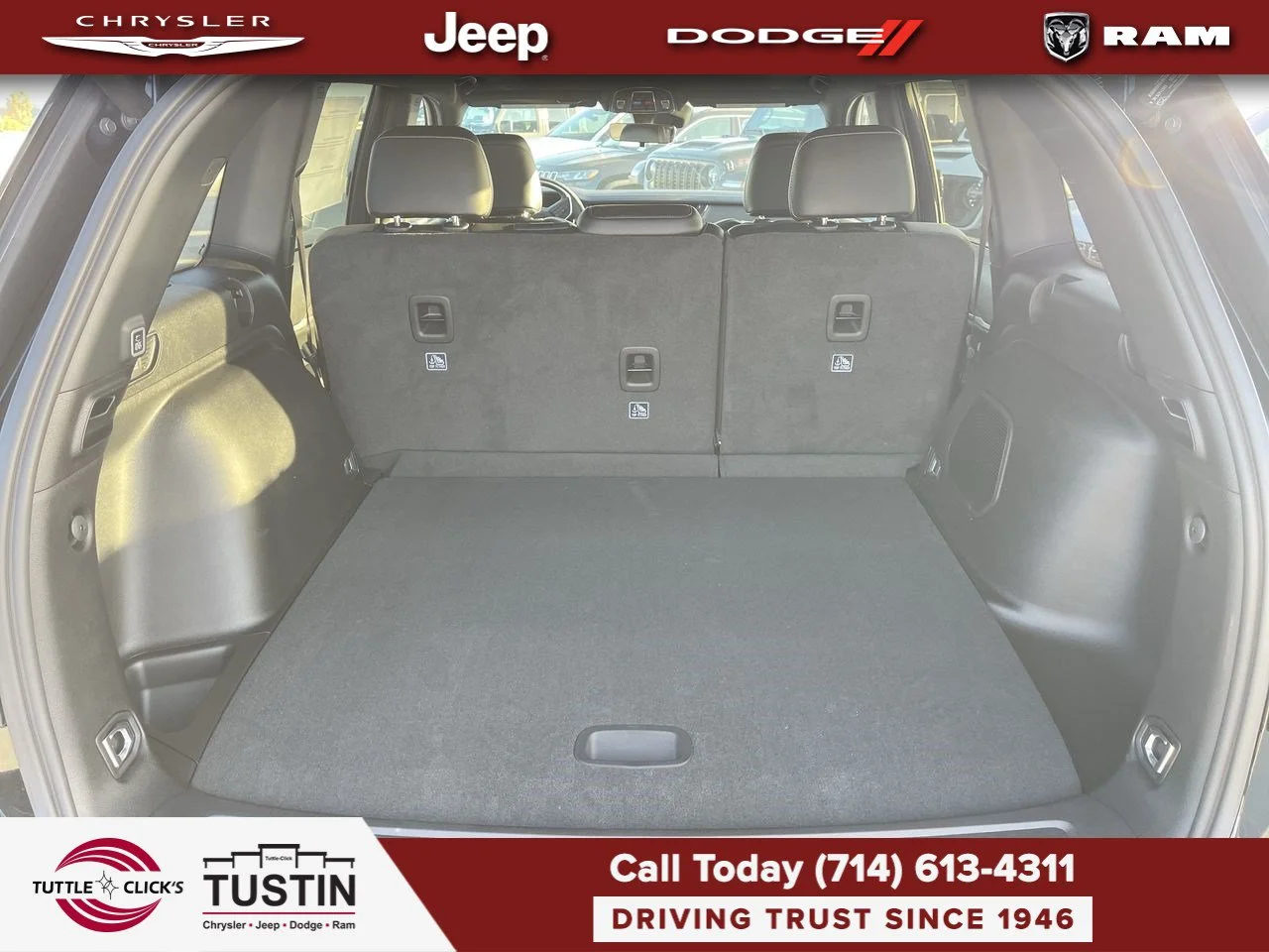 New 2027 High-Gloss Black Paint Jeep Limited image 33