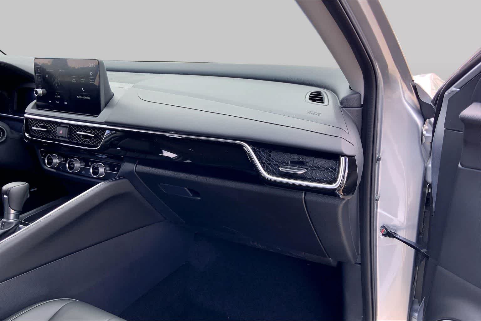 2025 Acura ADX Base - Photo 18
