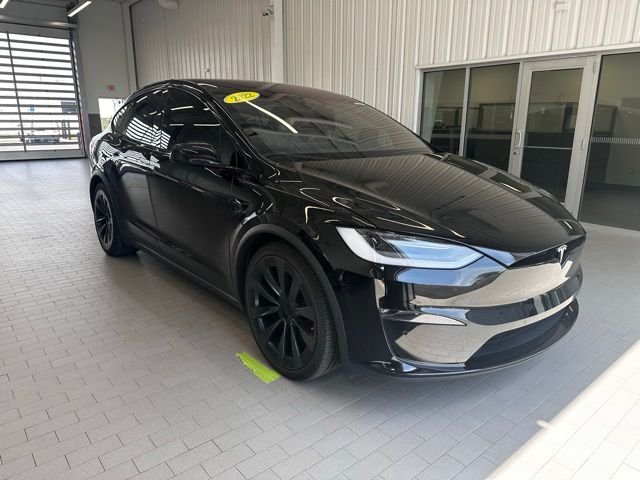 2022 Tesla Model X Plaid's photo