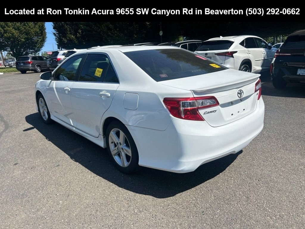 Used 2013 Super White Toyota SE image 6