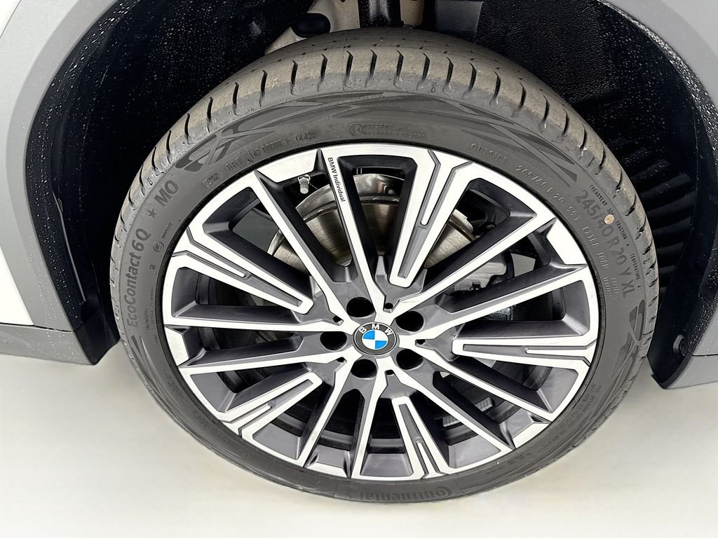 Used 2026 Alpine White BMW xDrive28i image 32