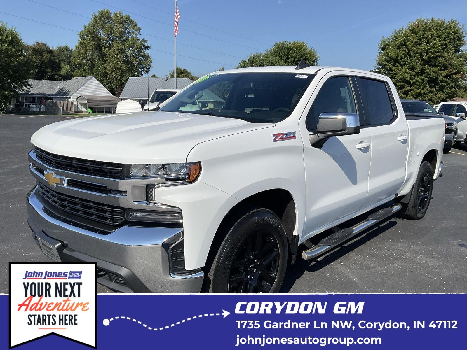 Used 2022 Summit White Chevrolet LT image 1