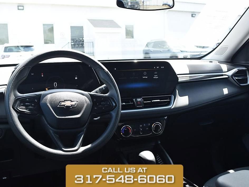 2025 Chevrolet Trailblazer LT - Photo 11