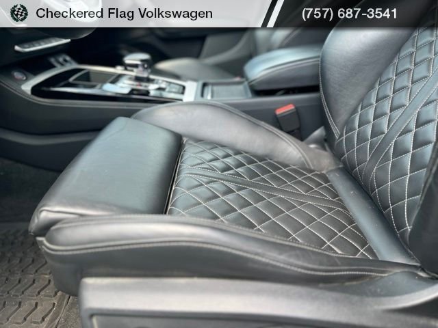 Used 2021 Daytona Gray Pearl Effect Audi Premium Plus quattro image 23