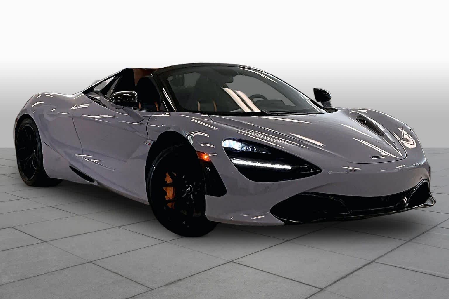 Used 2021 Ceramic Grey McLaren Performance image 2