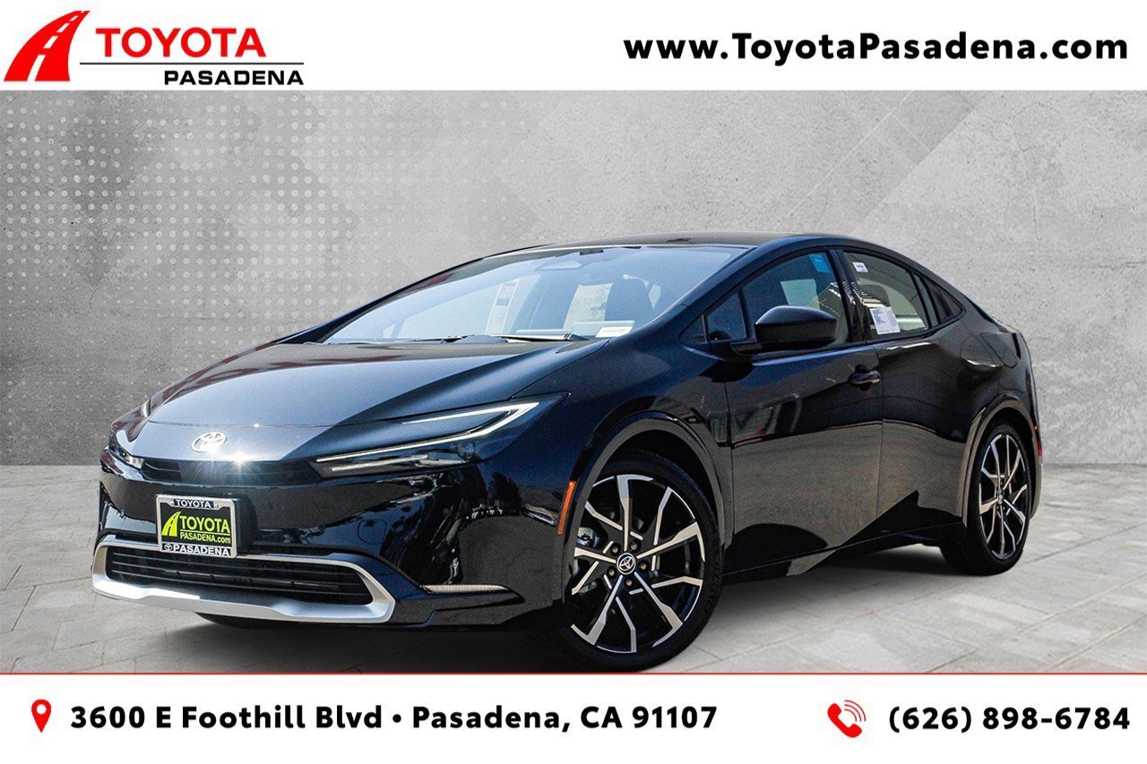 2026 Toyota Prius XSE's photo