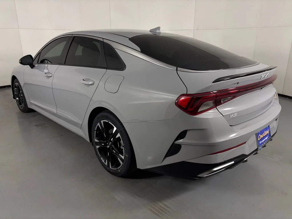 Used 2024 Gray Kia GT-Line image 6