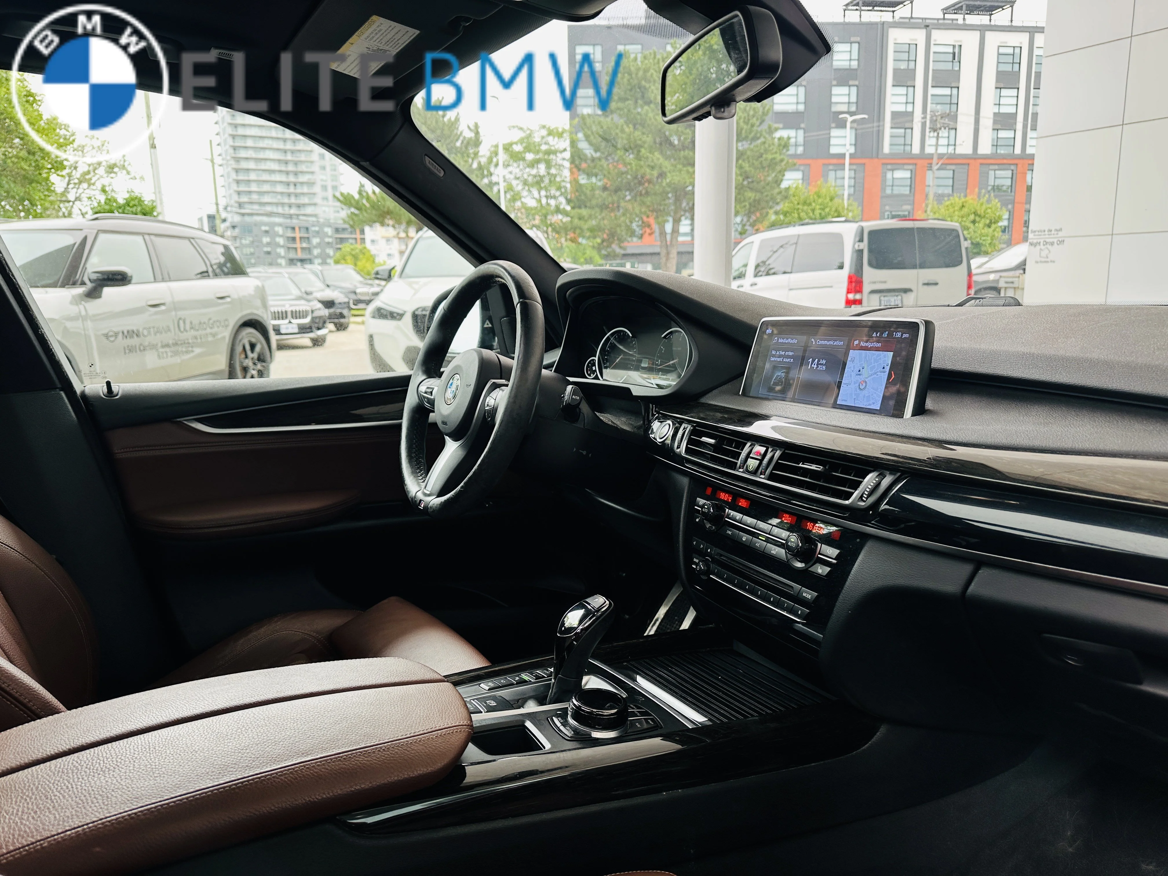 Used 2018  BMW UNKNOWN image 18