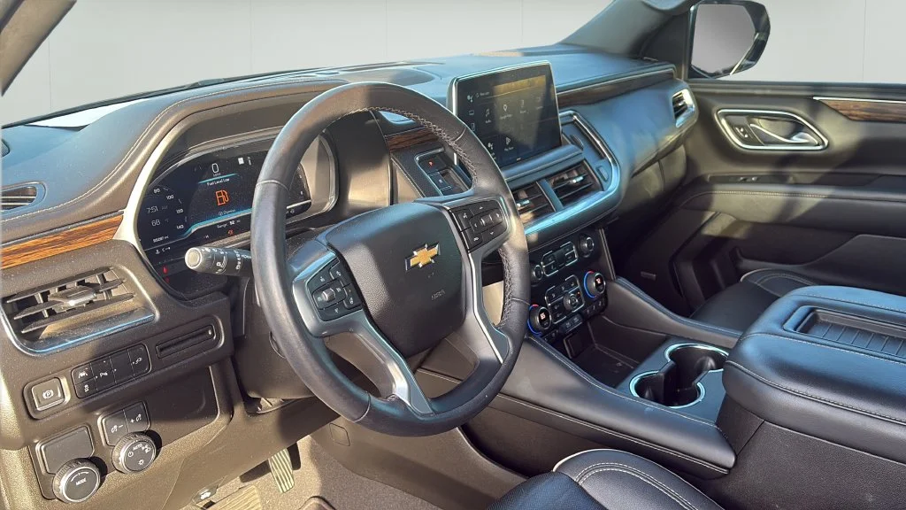 Used 2022 Gray Chevrolet Premier image 10