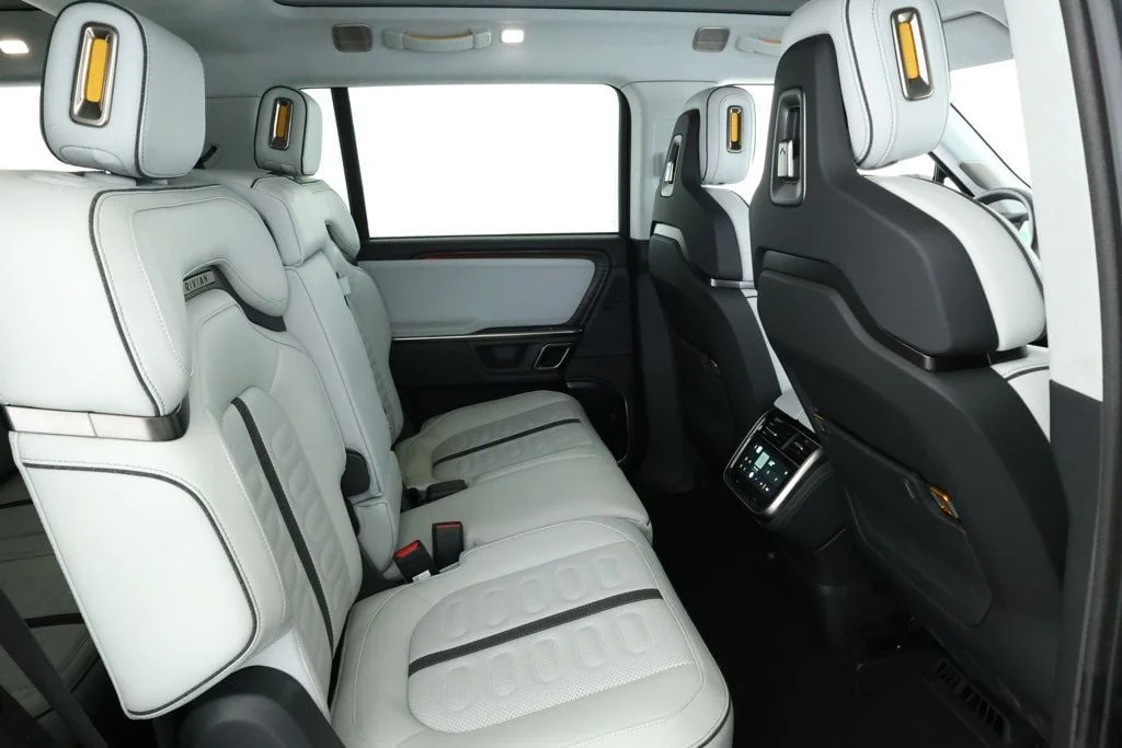 Used 2024 El Cap Granite Rivian Adventure Dual Motor Standard Pack w/ Ocean Coast Interior image 24