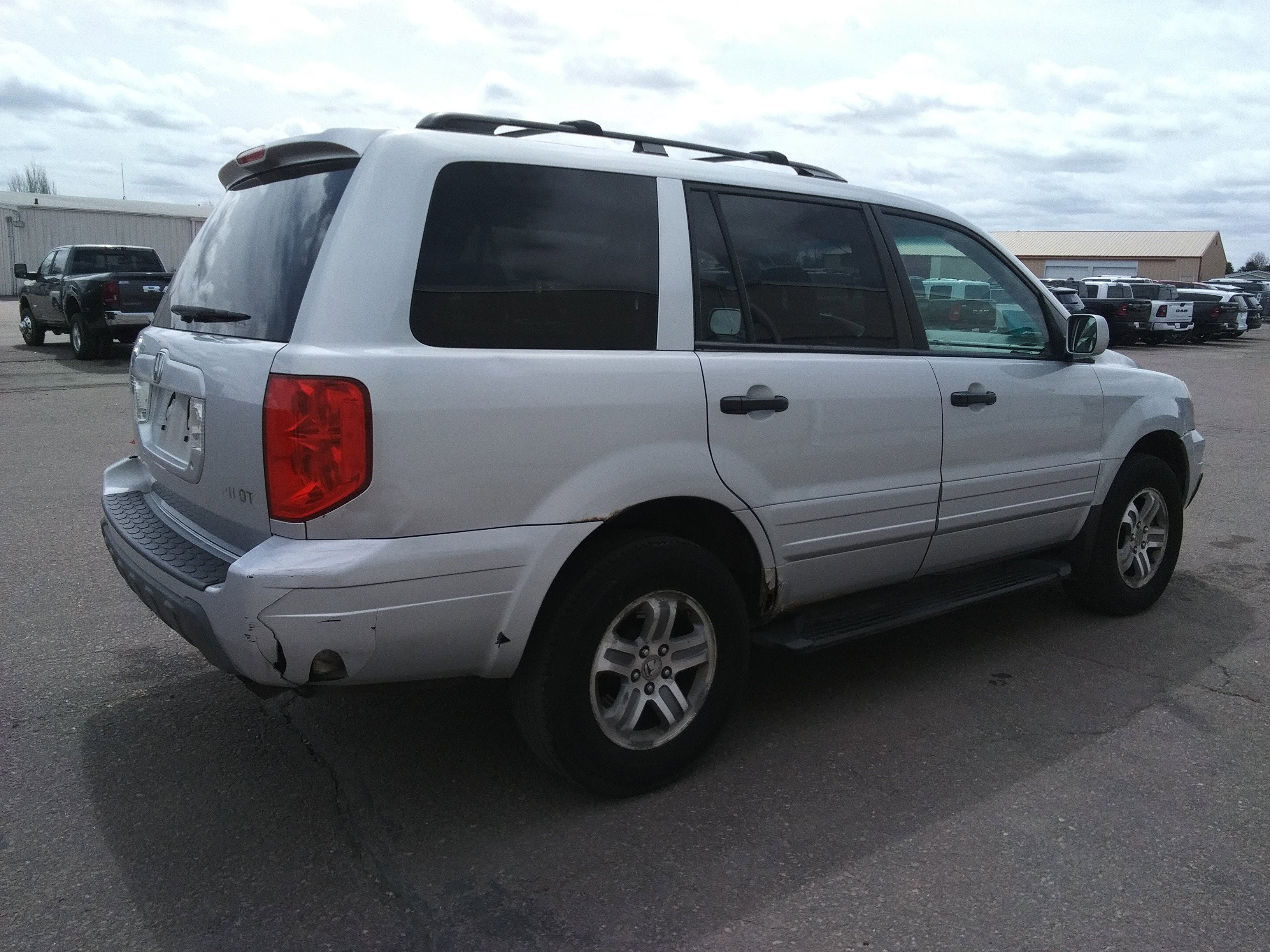 Used 2004 Silver Honda EX-L image 5