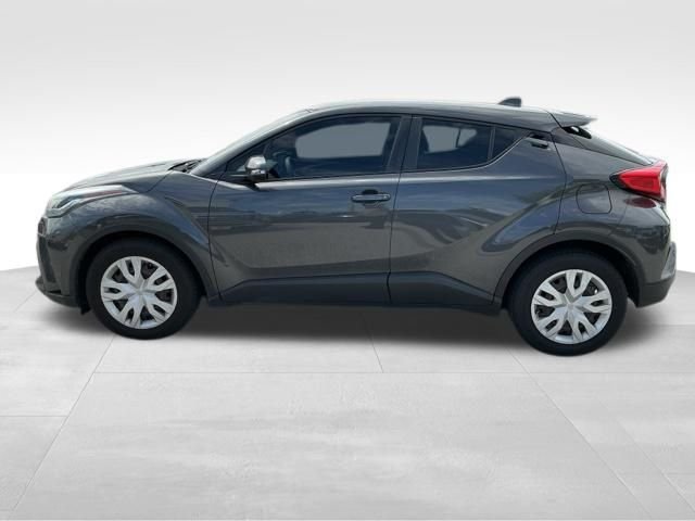 Used 2021 Gray Toyota LE image 7