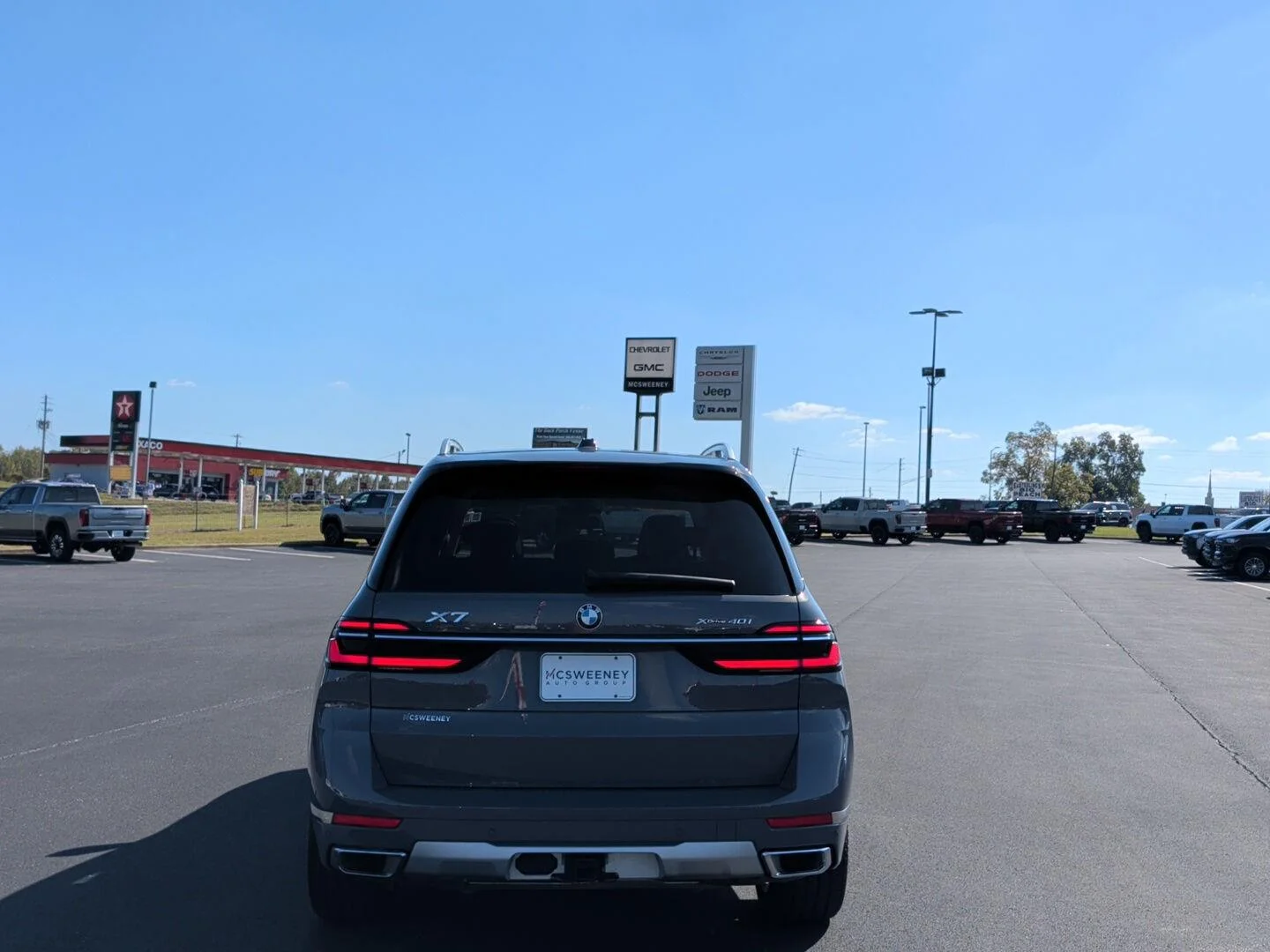 Used 2025 Sparkling Copper Metallic BMW xDrive40i image 4
