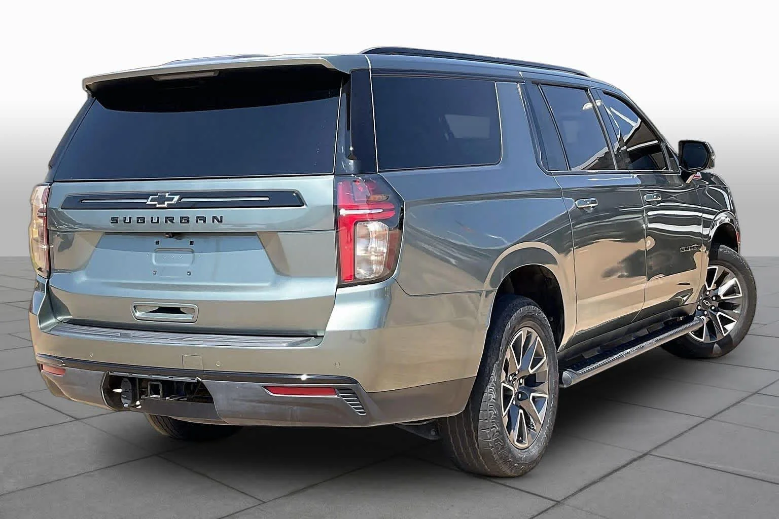 Used 2024 Silver Sage Metallic Chevrolet Z71 image 13