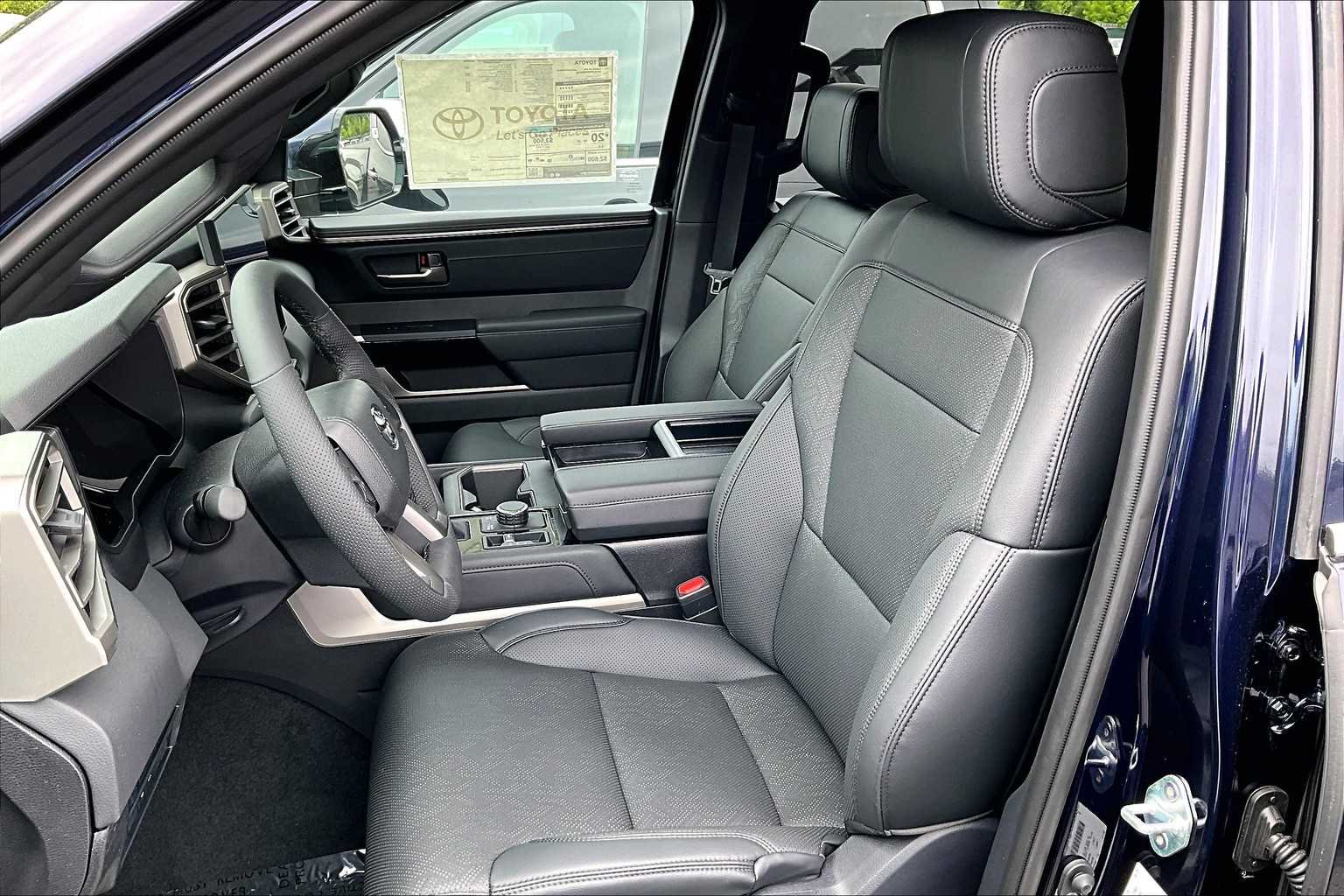 2025 Toyota Tundra Limited - Photo 9