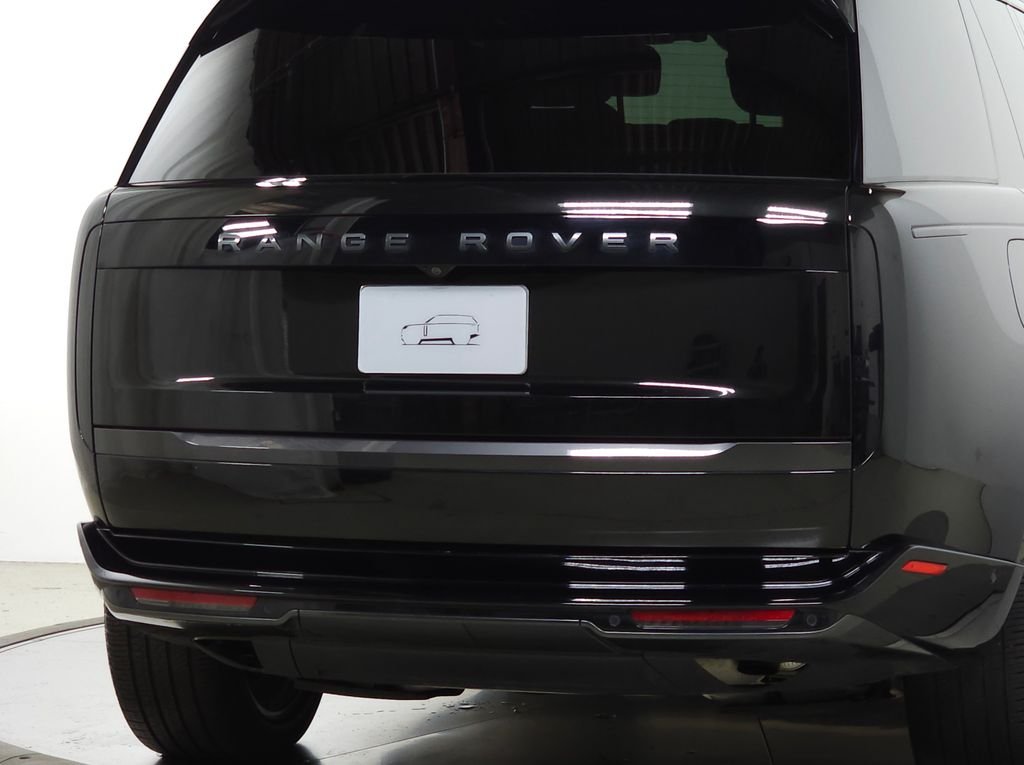 Used 2025 Black Land Rover Autobiography image 9