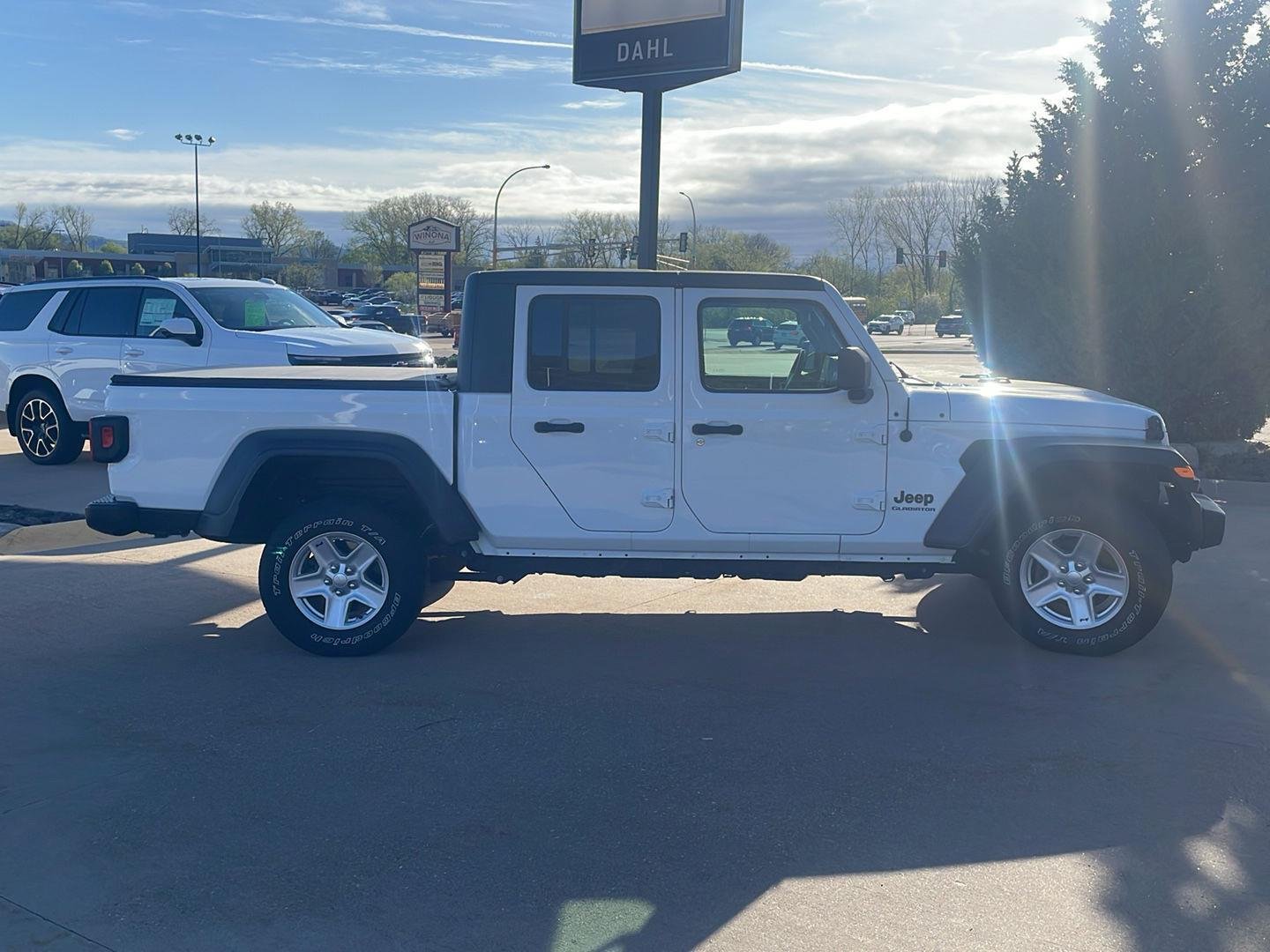 Used 2020 Jeep Gladiator Sport S with VIN 1C6JJTAG7LL198777 for sale in Winona, Minnesota