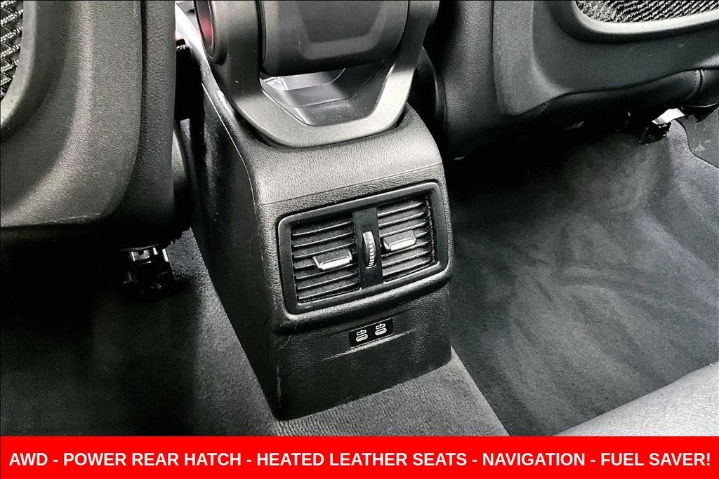 Used 2019 Black BMW xDrive28i image 10