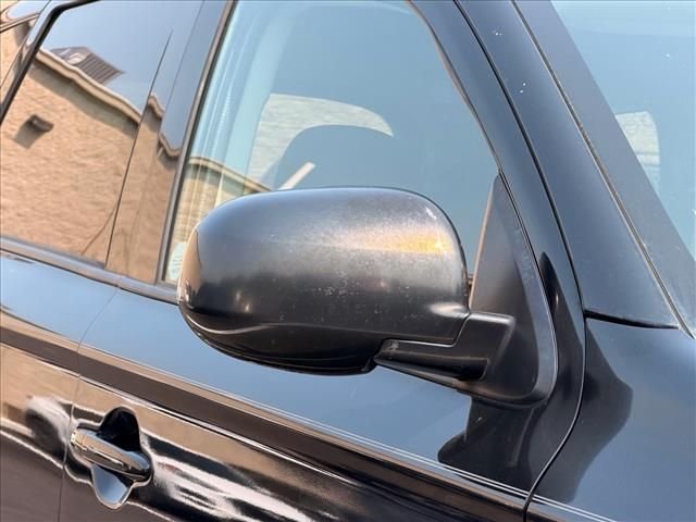 Used 2020 Black Mitsubishi ES image 18