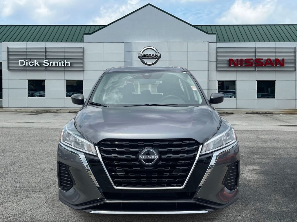 Used 2023 Gray Nissan S image 2