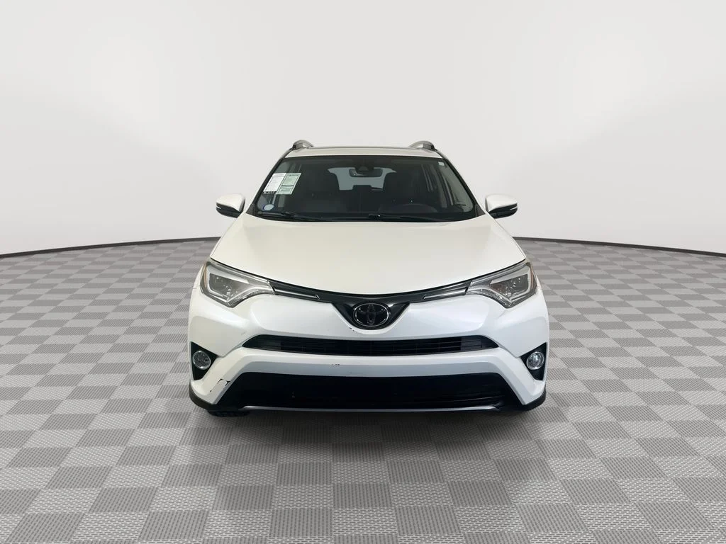 Used 2018 White Toyota Limited image 3