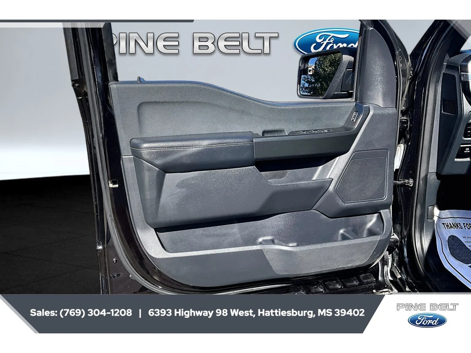 Used 2022 Agate Black Metallic Ford XL image 18