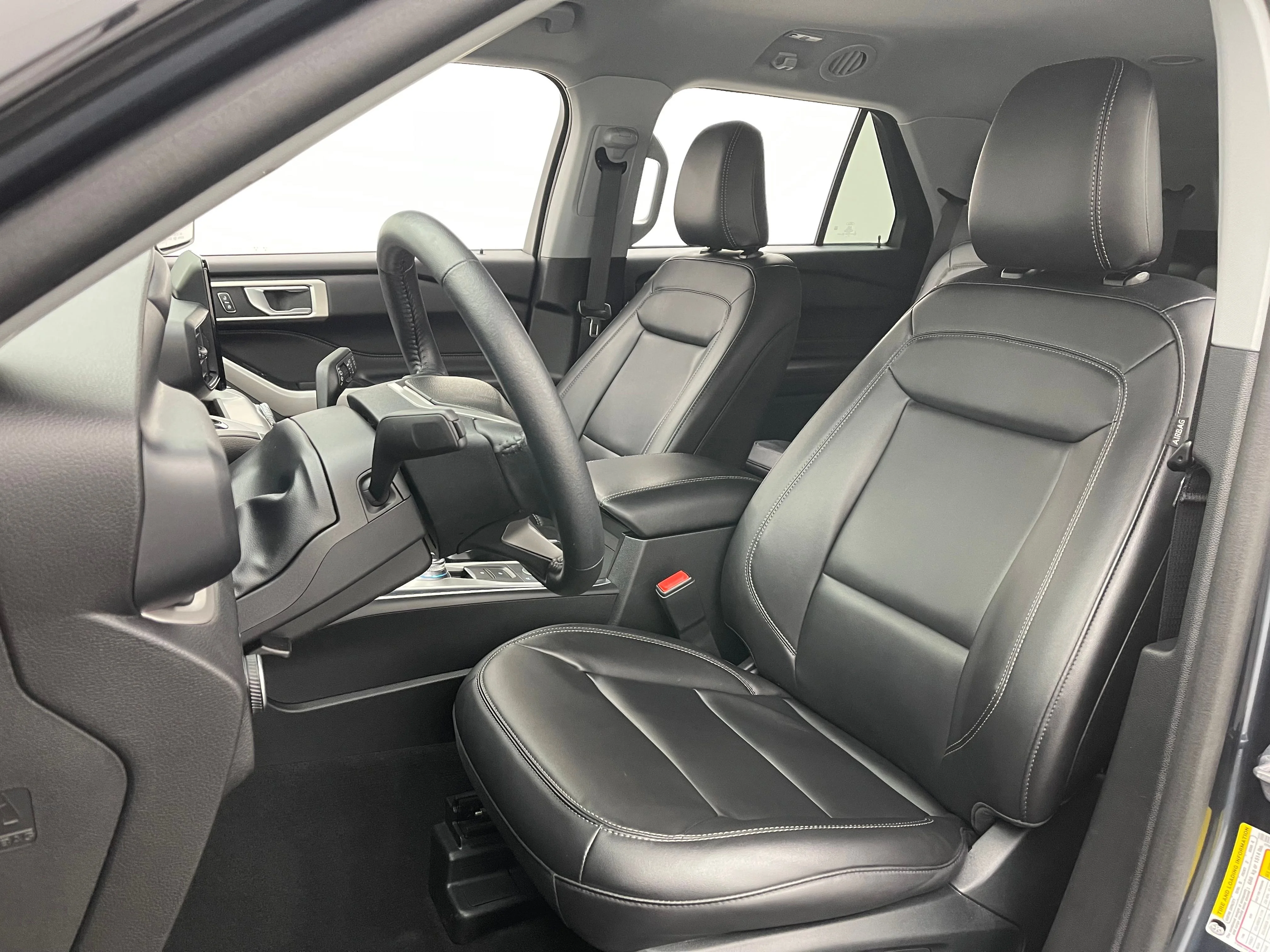 Used 2023 Stone Blue Metallic Ford XLT image 18