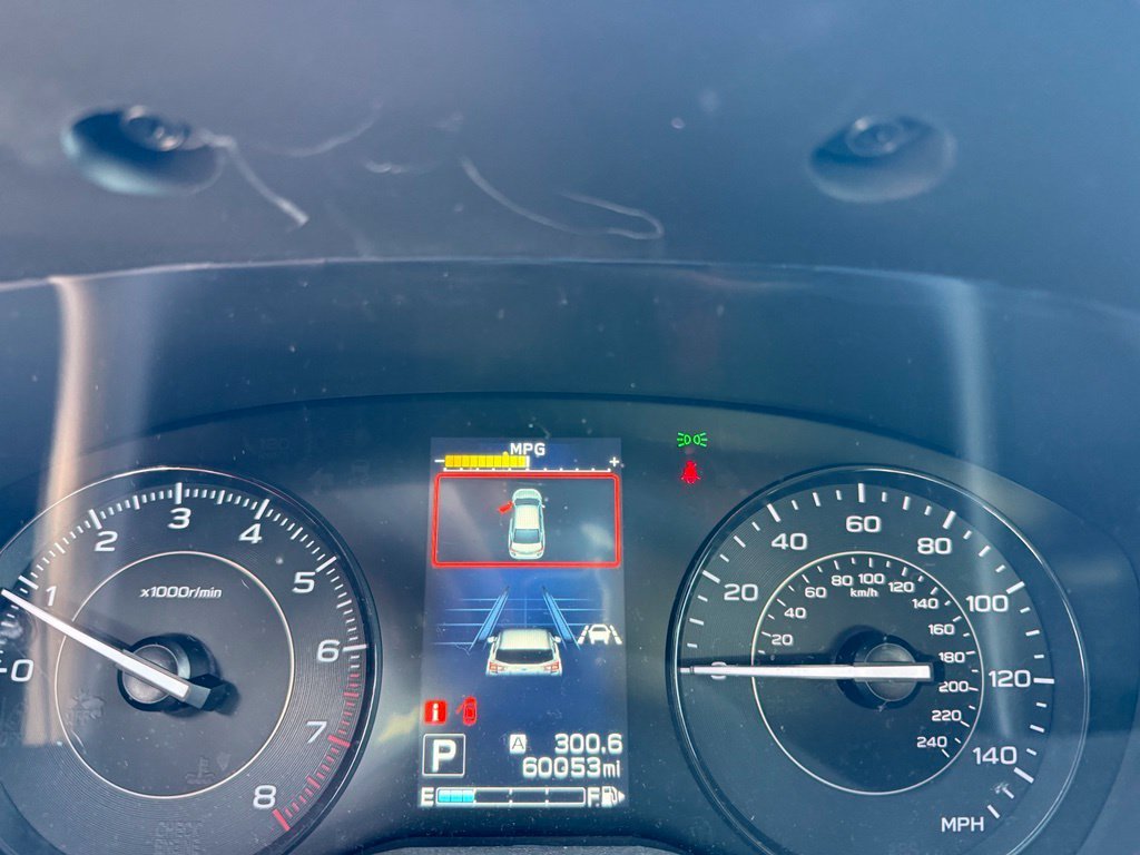 Used 2020 Ice Silver Metallic Subaru Base image 13