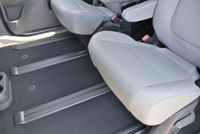 Used 2023 Silver Toyota XLE image 19